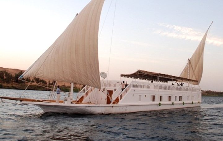 MS Amoura Dahabiya Nile Cruise