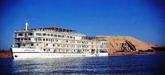 Movenpick Prince Abbas Lake Cruise